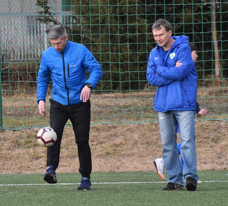 Žáci Junioru Strakonice se v přípravě utkali s fotbalisty FC MAS Táborsko.