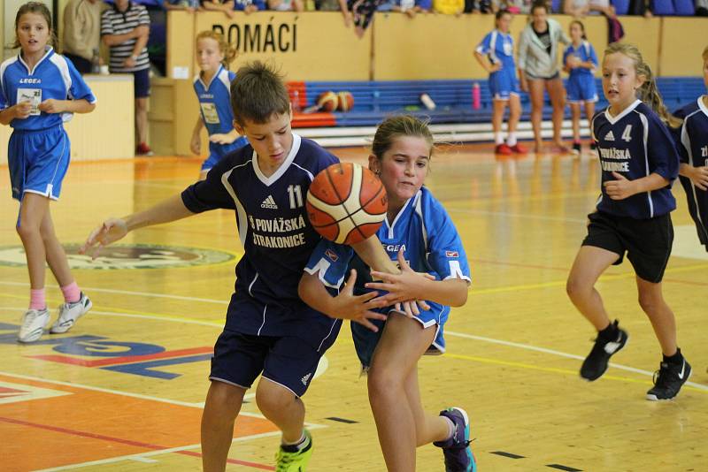 Superfinále zakončilo ročník Školské ligy v basketbale.