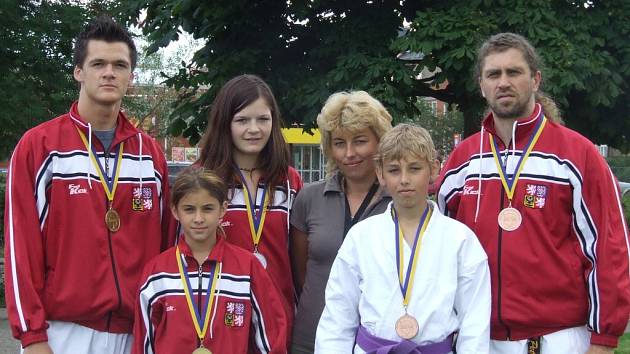 Karatisté se Školy bojových umění Bushido Strakonice byli ve Švédsku výborní!