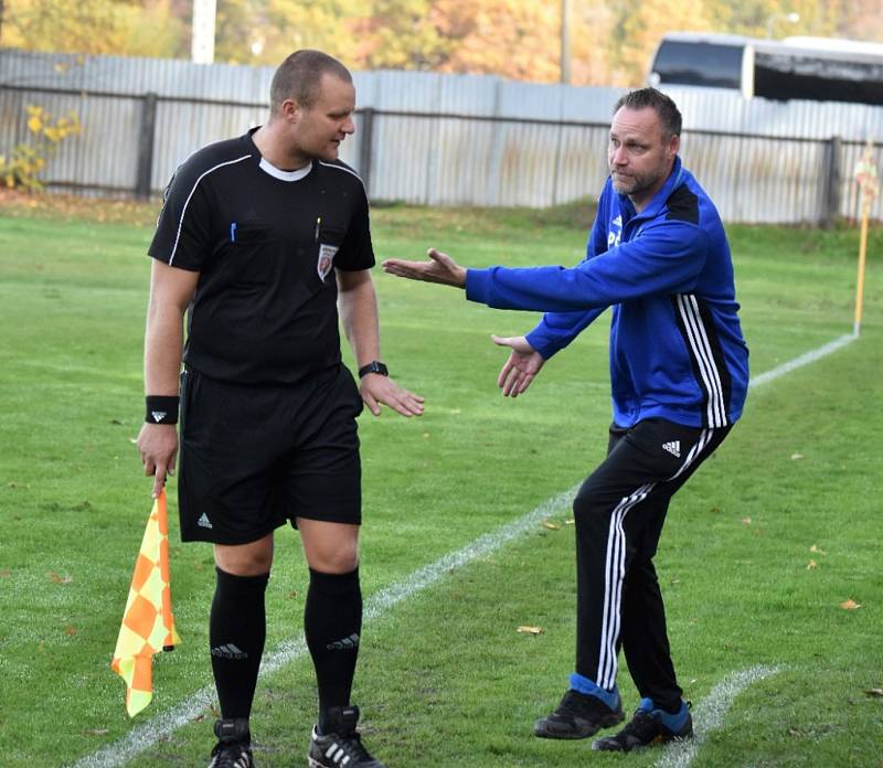 Fotbalová divize: Otava Katovice - Viktoria Mariánské Lázně 5:1 (1:0).