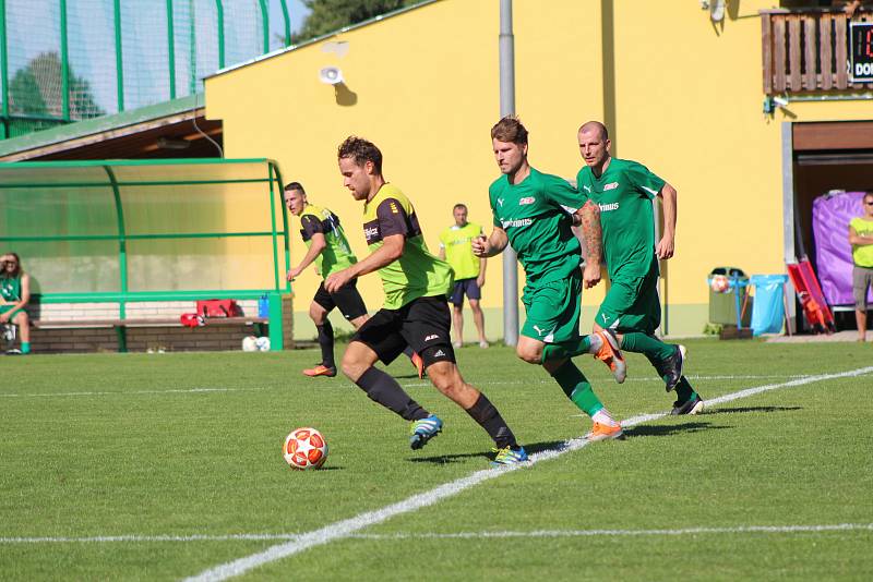 Fotbalový KP: Lažiště - Osek 1:4.