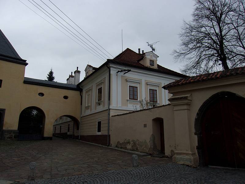 Kraj kolem Helfenburku a Bavorova je odlehlý, zadumaný a tak trochu zapomenutý.