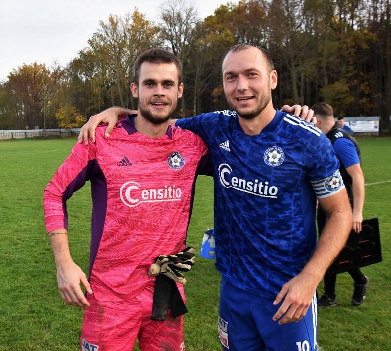 Fotbalová divize: Otava Katovice - Viktoria Mariánské Lázně 5:1 (1:0).