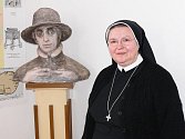 Sestra Terezie nosí černé roucho od 30. června 1972.
