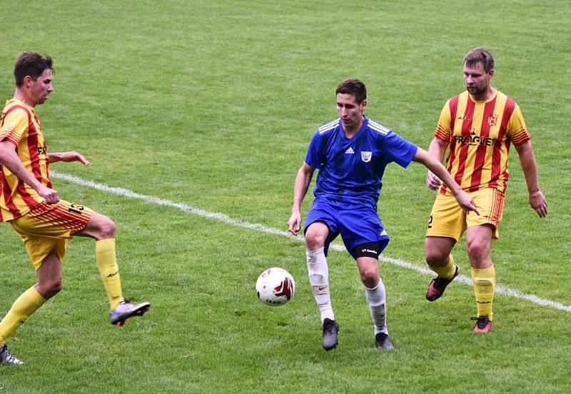 Fotbalový KP: Junior Strakonice - Sokol Sez. Ústí 2:0.