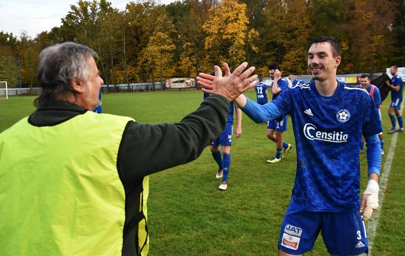 Fotbalvá divize: Otava Katovice - Slavoj Český Krumlov 2:1 (1:0).