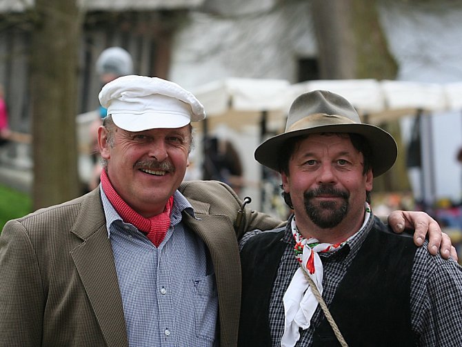 Jaroslav Janout (vlevo) s "krajánkem" ze Strakonic
