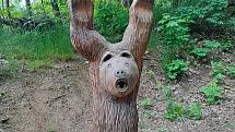 V Zátiší u Vodňan zdobí lesopark několik zajímavých stezek, zabaví malé i velké a všechno je bezplatné.