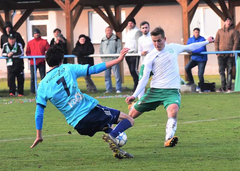 Fotbalový KP: Katovice - Jankov 2:1.