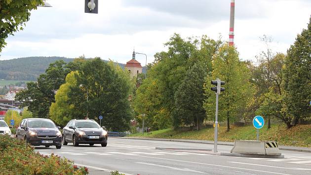 Dodatečně nasvícený byl i přechod na Katovické ulici ve Strakonicích. Je zde silný provoz a současně velký pohyb chodců.