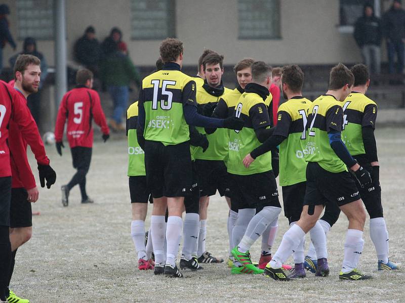 Osek porazil v úvodu jara Dačice 4:1 (3:0).