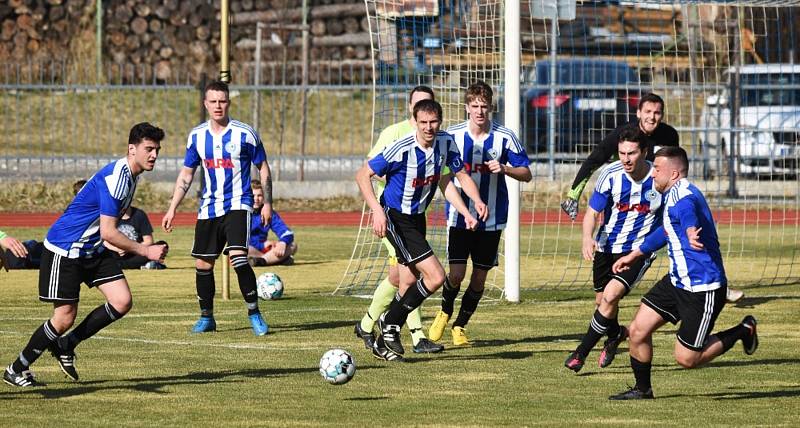 Fotbalový KP: Blatná - Osek 3:2 (3:0).