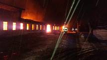 V Kadově na Strakonicku požár v noci z 30. 11. na 1. 12. zachvátil truhlárnu.