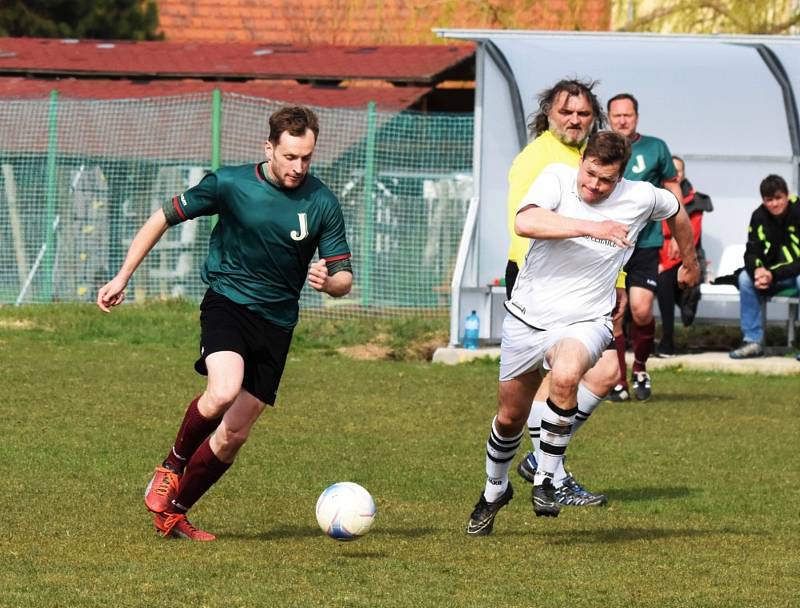 III. třída Strakonicka:Cehnice B - Štěkeň B 2:5.