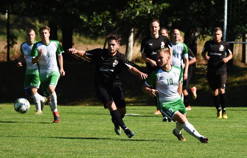 Fotbalová B třída: Střelské Hoštice - Cehnice 1:4.