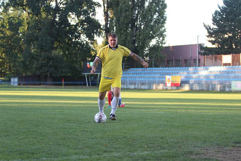 Z utkání Strakonice ČFL - Internacionálové 4:5 (penalty 5:4).