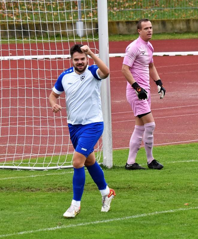 Fotbalový KP: Junior Straonice - Trhové Sviny 6:1 (4:1).