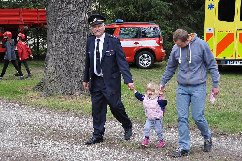 Na Křemelce ve Strakonicích se v sobotu 4. května uskutečnil již dvanáctý ročník soutěže kolektivů mladých hasičů Otavský Plamínek.