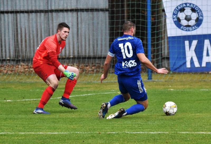 Fotbalová divize: Otava Katovice - Spartak Soběslav 1:0 (1:0).