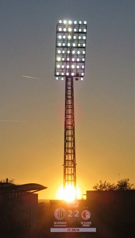 Strakoničtí fanoušci Slavie nemohli chybět na Dynamu.