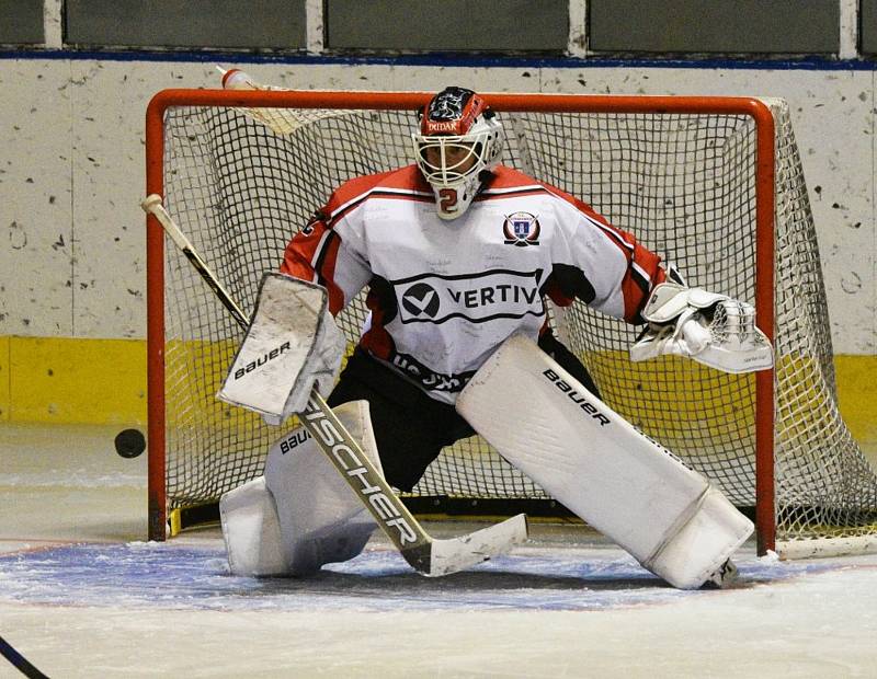 O pohár ředitele pivovaru Dudák: HC Strakonice - HC Radomyšl 2:1.