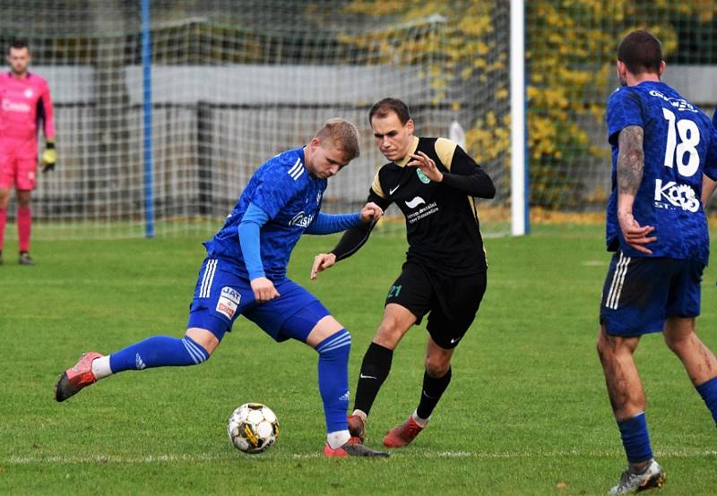 Fotbalvá divize: Otava Katovice - Slavoj Český Krumlov 2:1 (1:0).