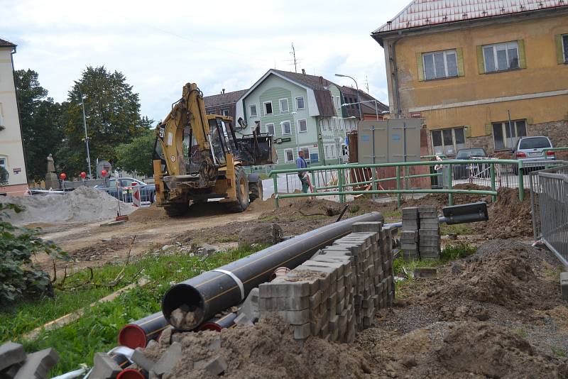 Nová silnice ve Vodňanech potěší i řidiče.