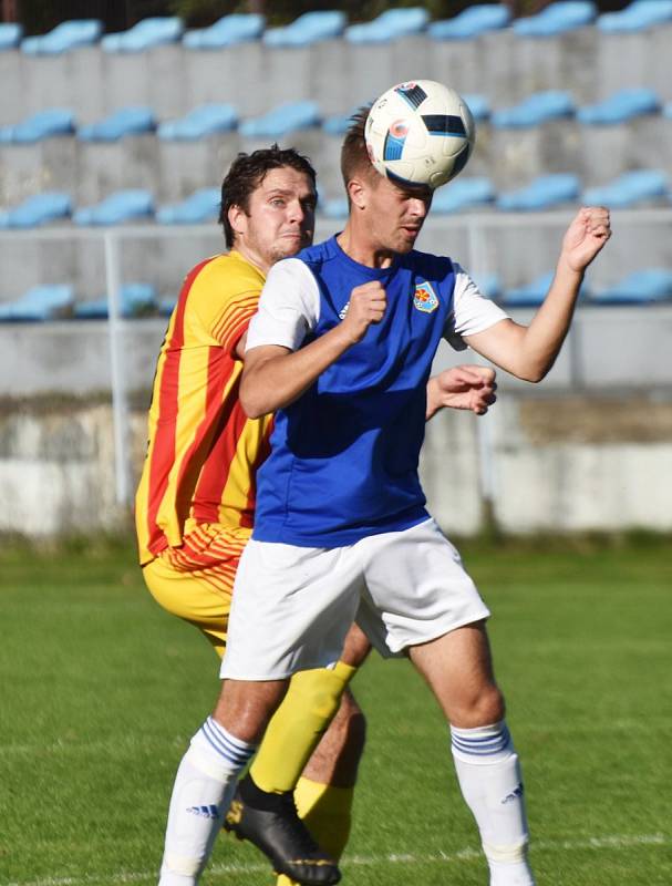 Fotbalový krajský přebor: Junior Strakonice - Třeboň 2:1.