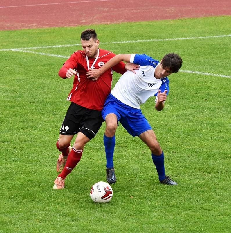 Fotbalový KP: Junior Straonice - Trhové Sviny 6:1 (4:1).