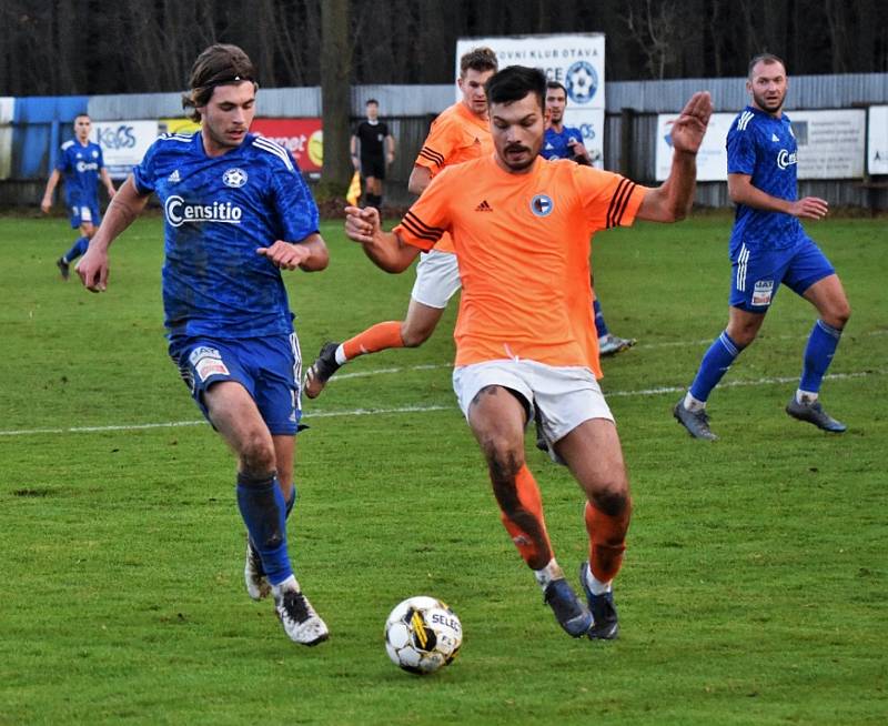 Fotbalová divize: Katovice - Hořovice 1:0 (0:0).