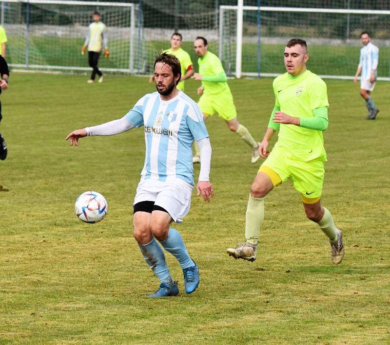 Fotbalový KP: TJ Osek - FK Olečšník 1:8 (1:4).