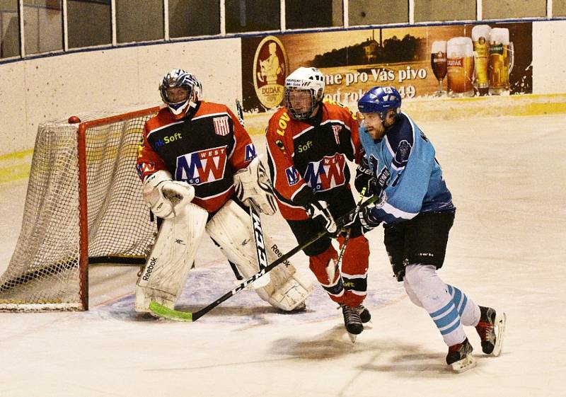 Hokejový přebor JZ Čech: Katovice - Luby 6:4.