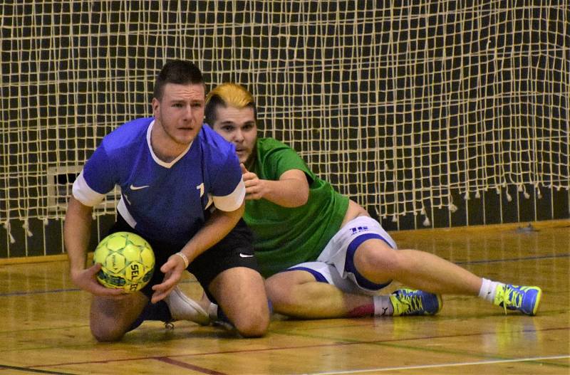 Vodňanská liga: Se-šlost - Sokolská louka 3:4.