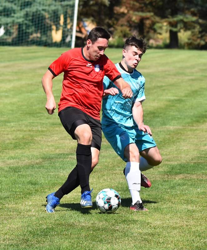 Fotbalový OP Strakonicka: Drahonice - Chelčice 0:4 (0:2).