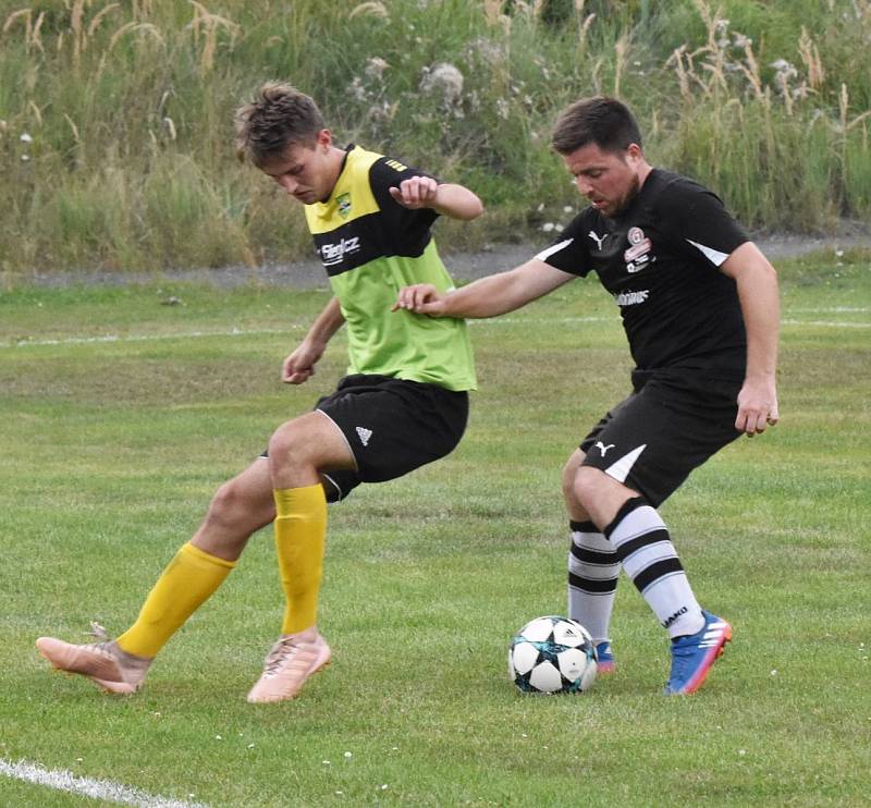 Fotbalová I.B třída: Cehnice - Osek B 3:3.