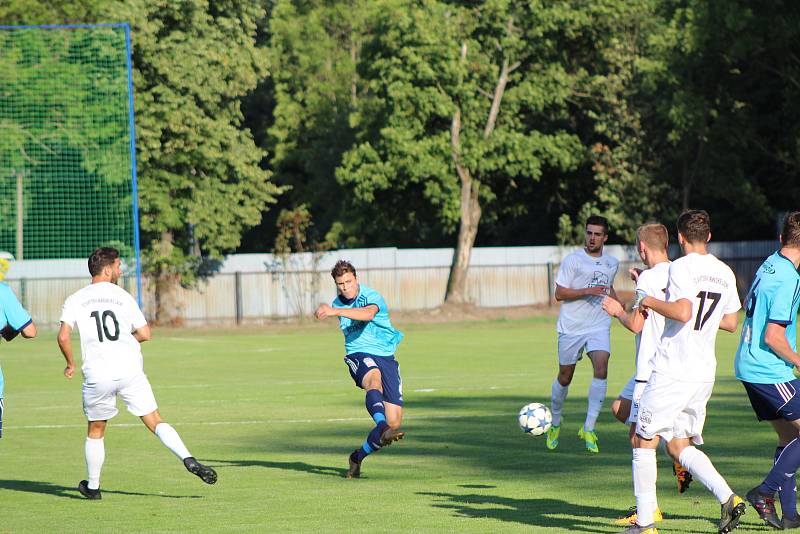 Fotbalová divize A: Katovice - Mariánské Lázně 1:3 (1:2).