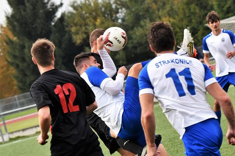 Fotbalový KP: Junior Strakonice - AL-KO Semice 2:2 (0:1).