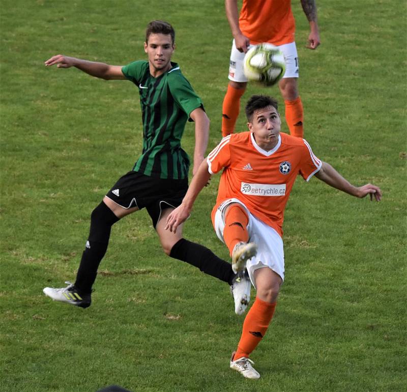 Fotbalová divize: Rokycany - Katovice 1:0.