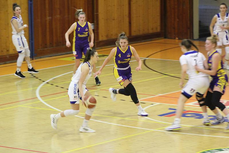 Renomia ŽBL: BK Strakonice - Slovanka 67:65.