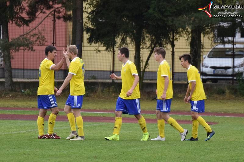 Fotbalová A třída: Čtyři Dvory - Šumavan Vimperk 1:2.