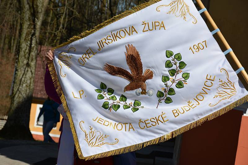 Krásný slunný den prožili nejen věřící na Lomci.