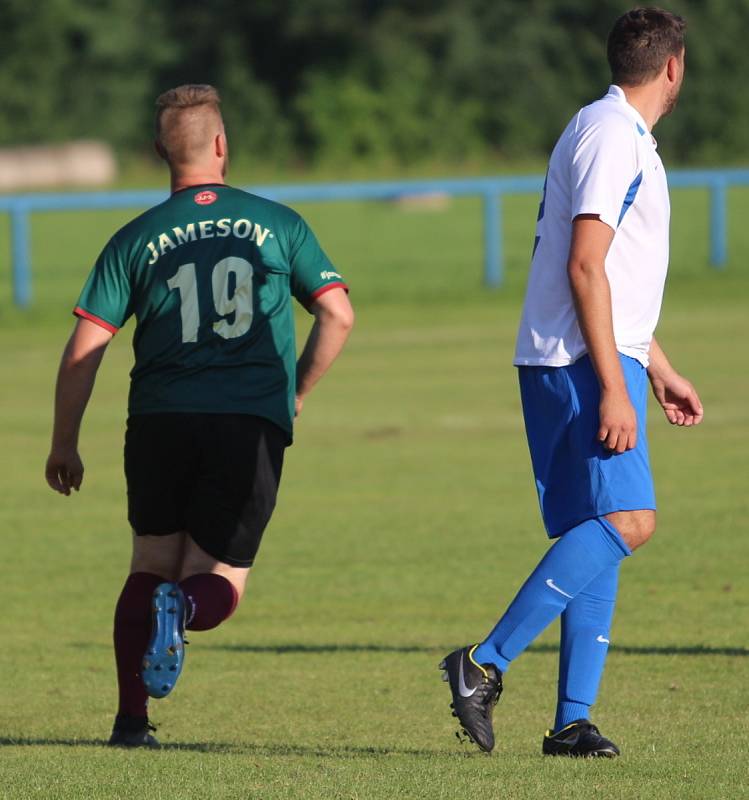 III. třída Strakonicka: Štěkeň B - Bavorov B 3:1.