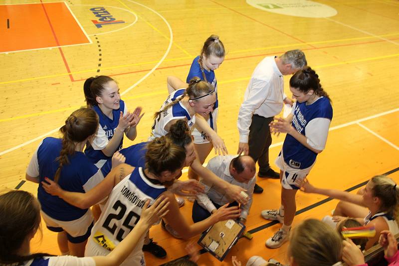 Série o udržení v basketbalové extralize žen jde do čtvrtého dějství.