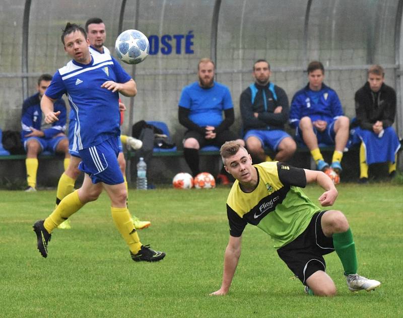 Fotbalová I.B třída: Osek - Čkyně 3:4.