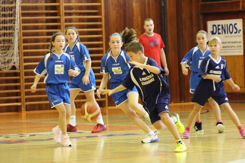 Superfinále zakončilo ročník Školské ligy v basketbale.