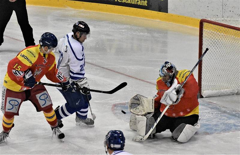 Sokol Radomyšl - HC Vimperk 2:5.