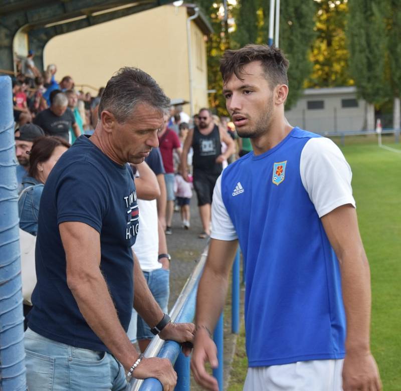 Fotbalový KP: Junior Strakonice - Třeboň 3:1 (1:1).