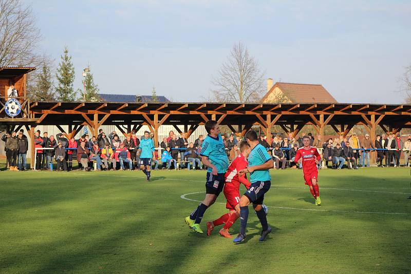 Fotbalová divize: Katovice - Klatovy 1:1 - penalty 6:7.