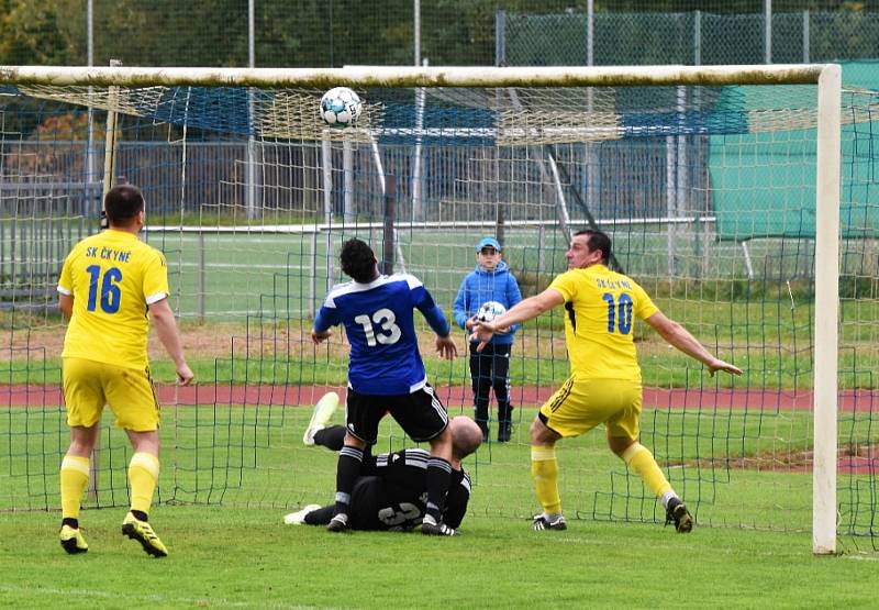 Fotbalová I.A třída: Blatná - Čkyně 2:1 (2:0).