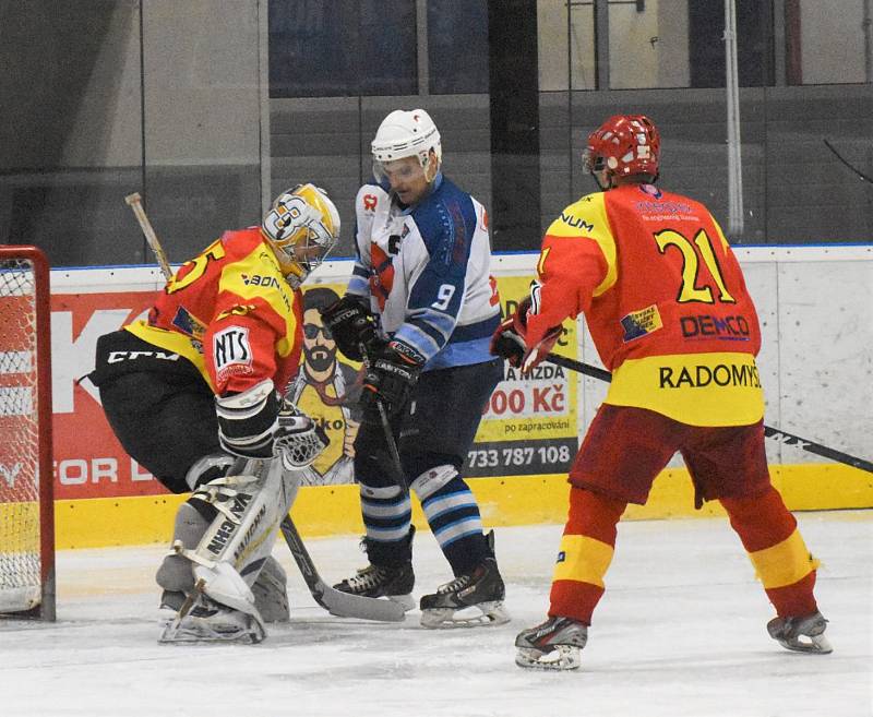 Semifinále play off: Radomyšl - Soběslav 4:5.